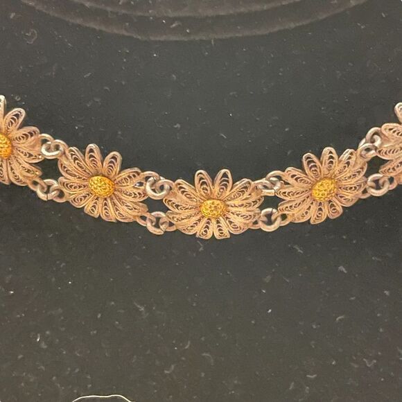 Vintage Filagree Daisy Metal Choker Necklace - Picture 3 of 4